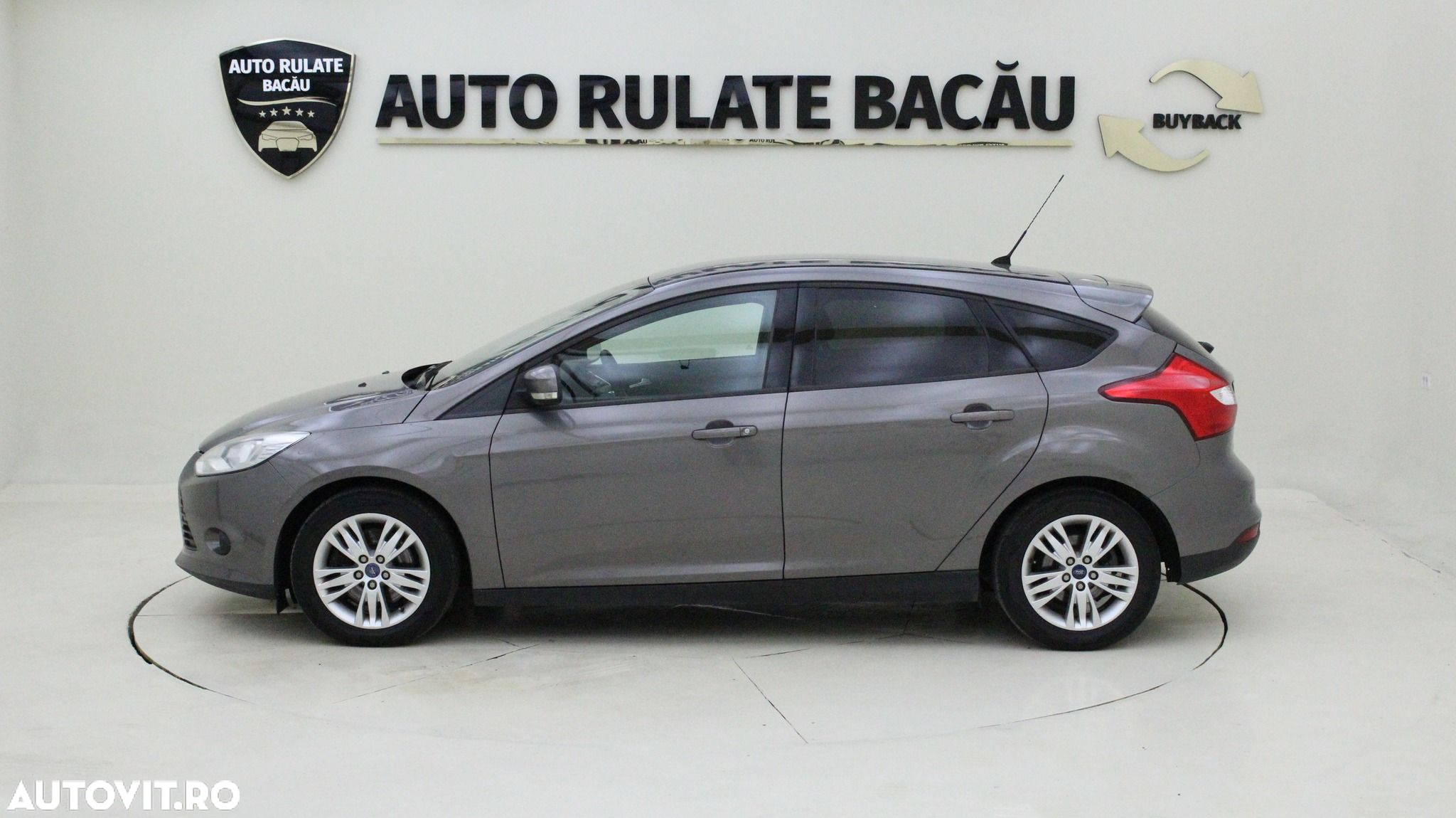 Ford Focus - 5