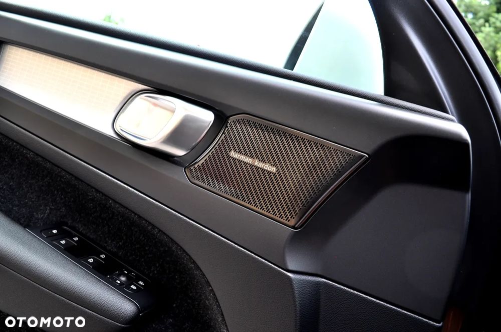 Volvo XC 40 T3 Momentum - 30