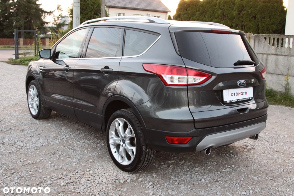 Ford Kuga 2.0 TDCi 2x4 Titanium - 7