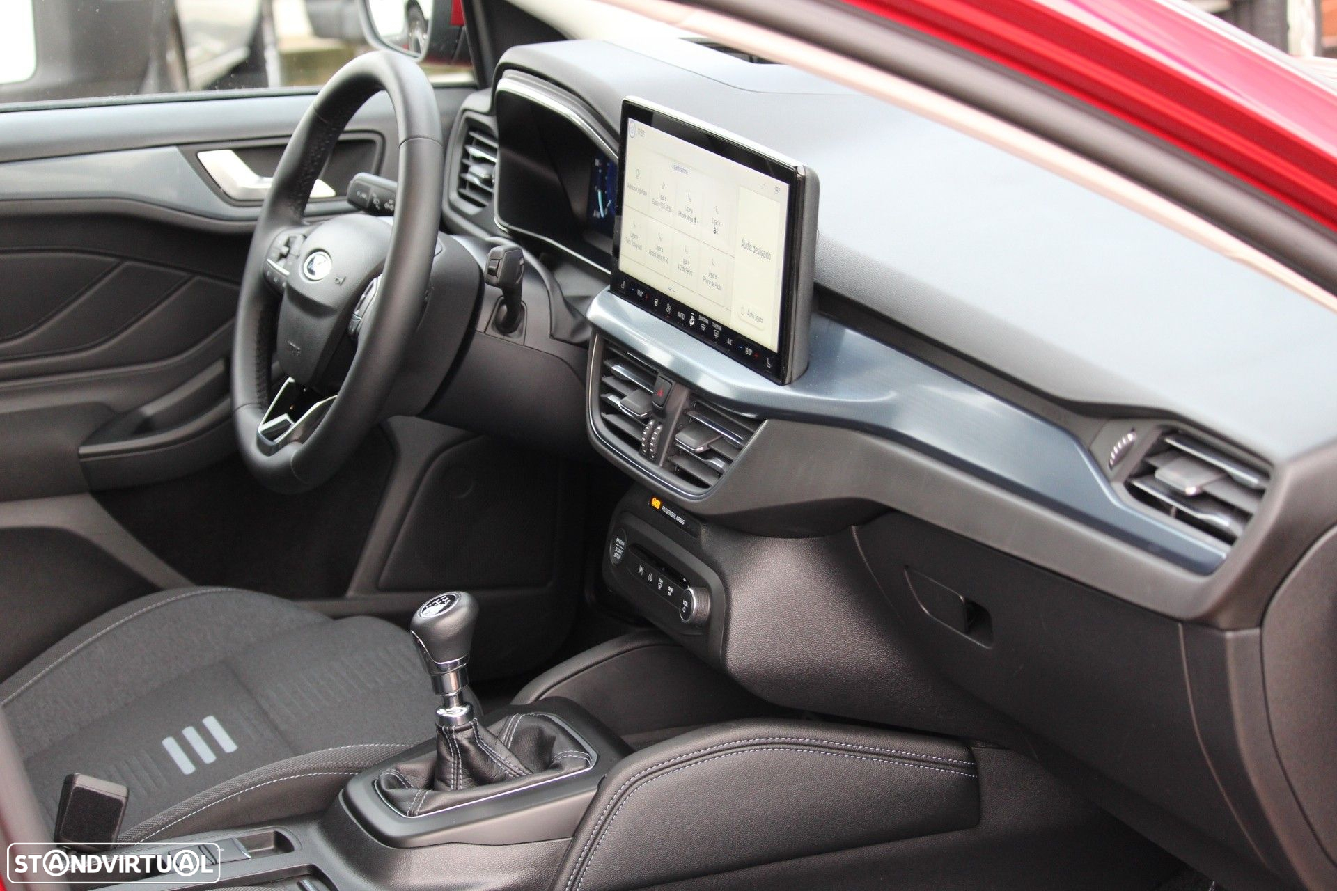Ford Focus SW 1.0 EcoBoost MHEV Active X - 11