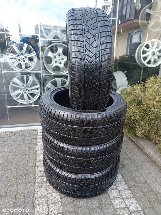 235/45R18 Pirelli Winter Sottozero 3 20R KOMPLET Zima K1 Superb Camry