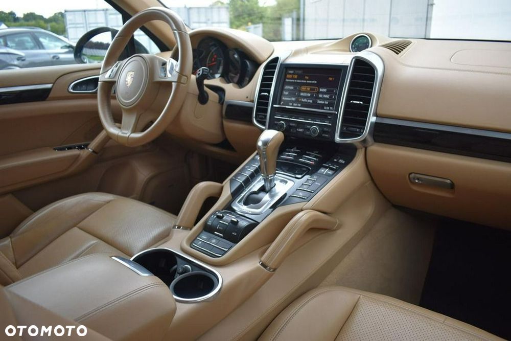 Porsche Cayenne Diesel Platinum Edition - 12