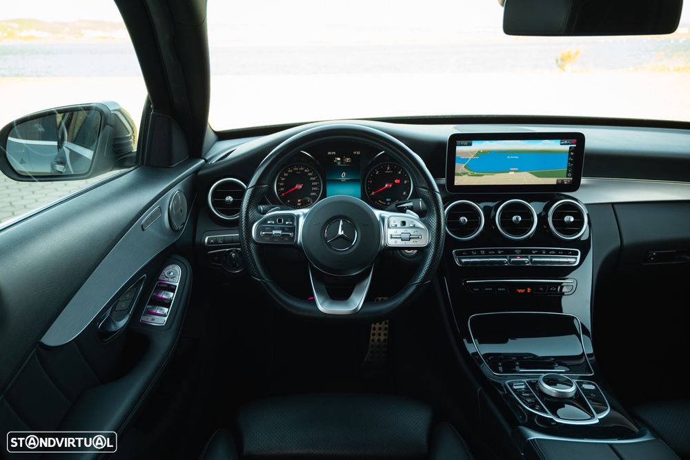 Mercedes-Benz C 300 de AMG Line - 26