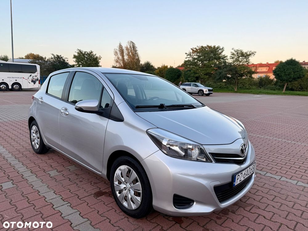 Toyota Yaris 1.33 Premium MS EU6 - 10