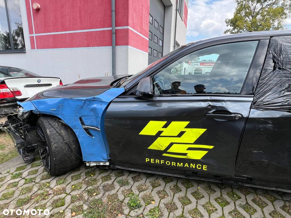 BMW M3 CS DKG - 16