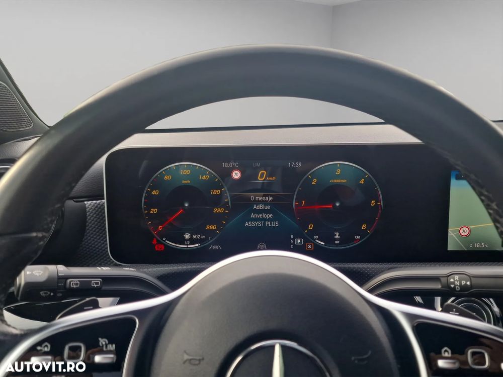 Mercedes-Benz A 180 - 11