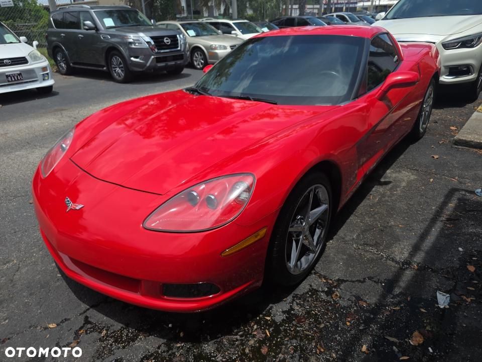 Chevrolet Corvette - 1