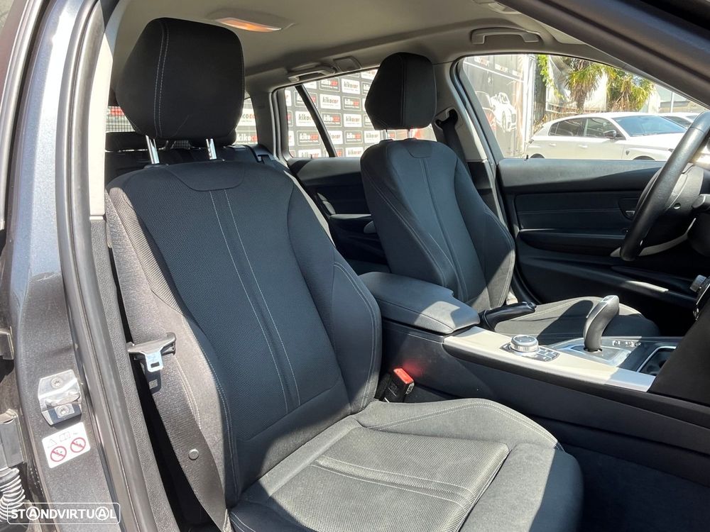 BMW 318 d Line Luxury Auto - 12