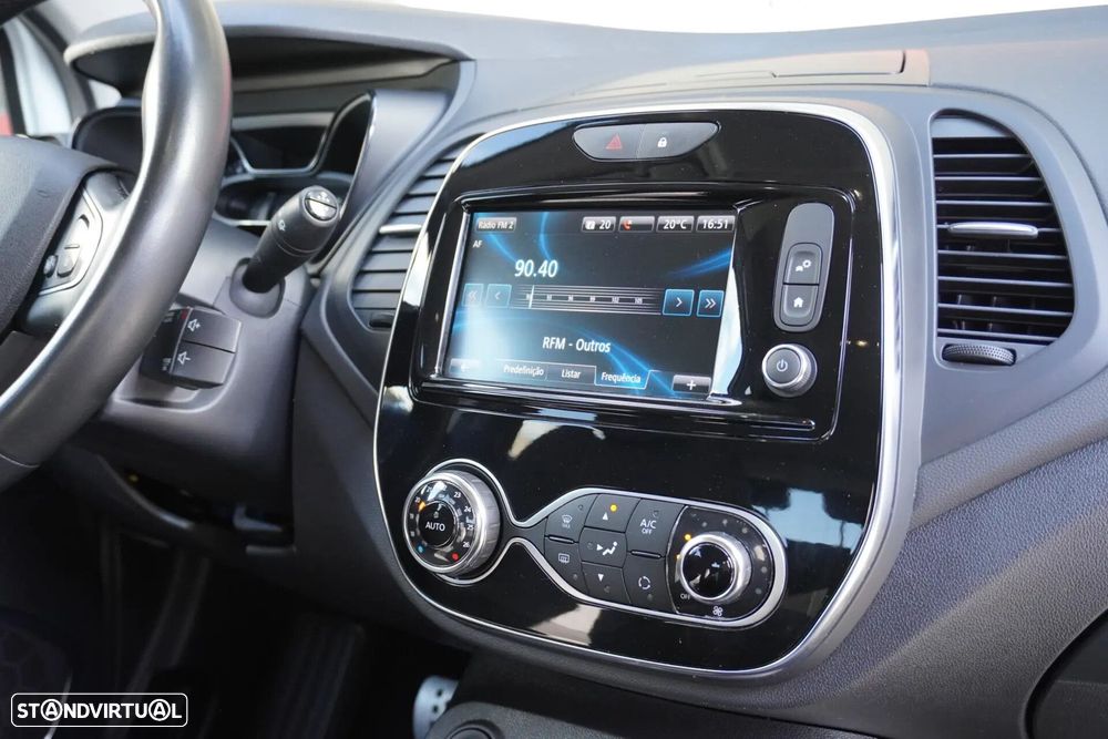 Renault Captur 1.5 dCi Exclusive EDC - 14