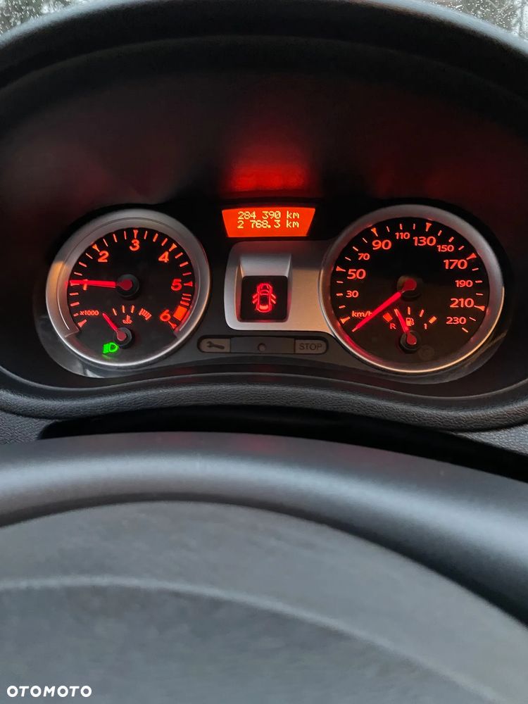 Renault Clio - 11
