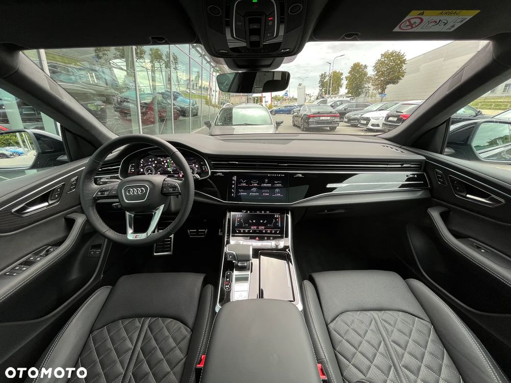 Audi Q8 TFSI e PHEV 360kW Quattro Tiptronic - 12