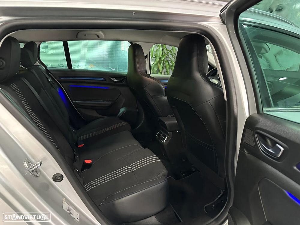 Renault Mégane Sport Tourer 1.5 dCi GT Line J18 - 18