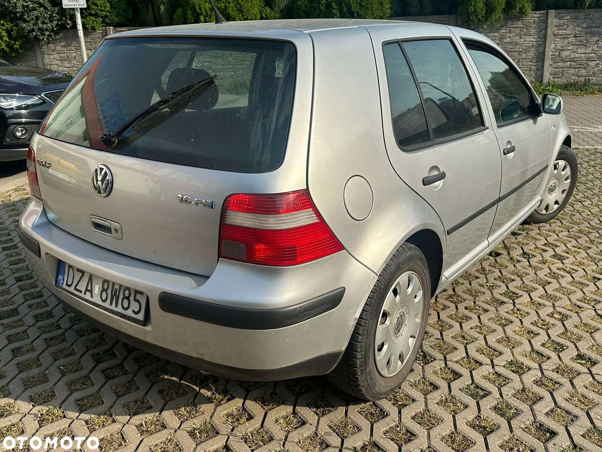 Volkswagen Golf - 4