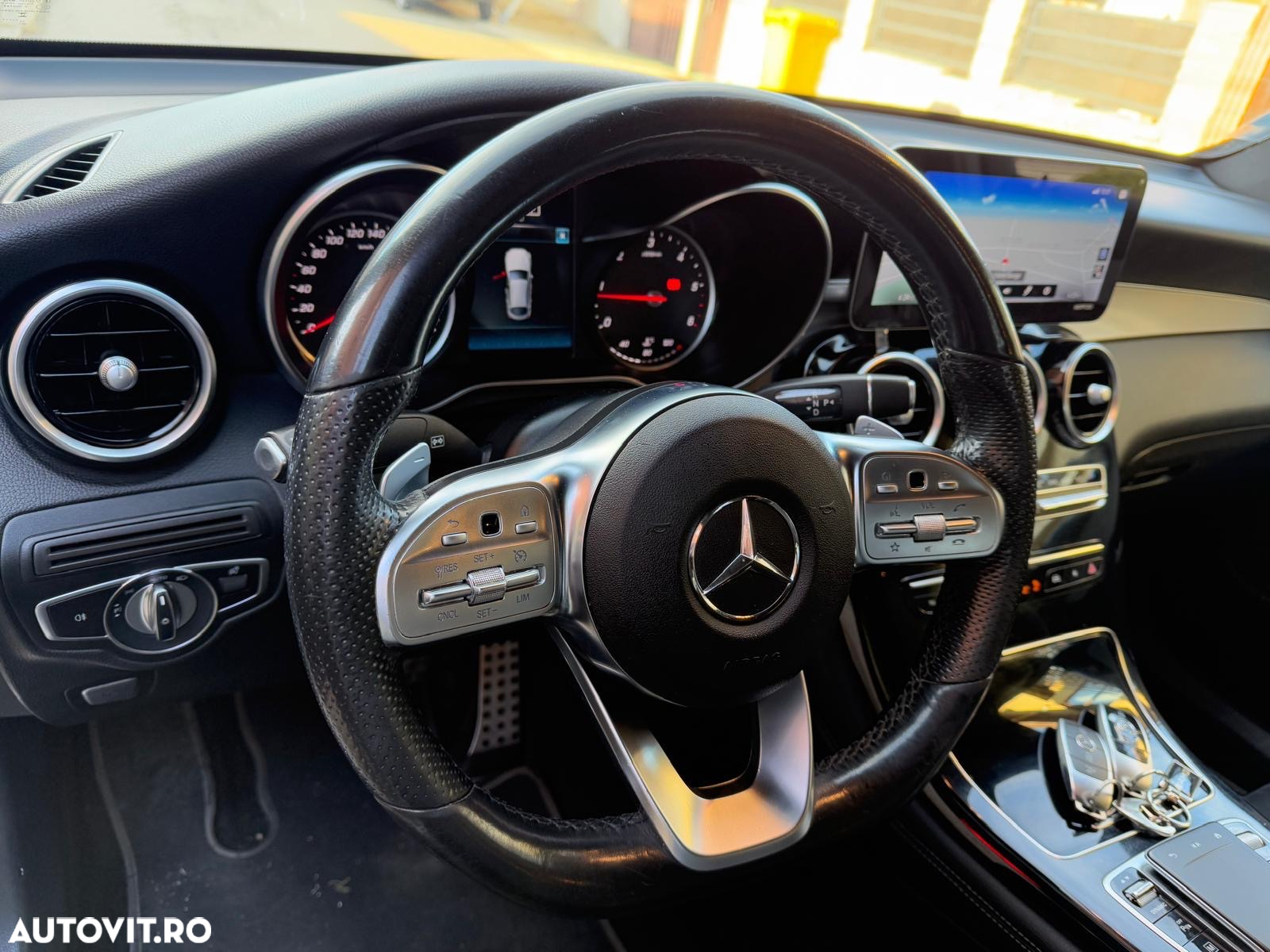 Mercedes-Benz GLC Coupe 300 d 4Matic 9G-TRONIC AMG Line - 14