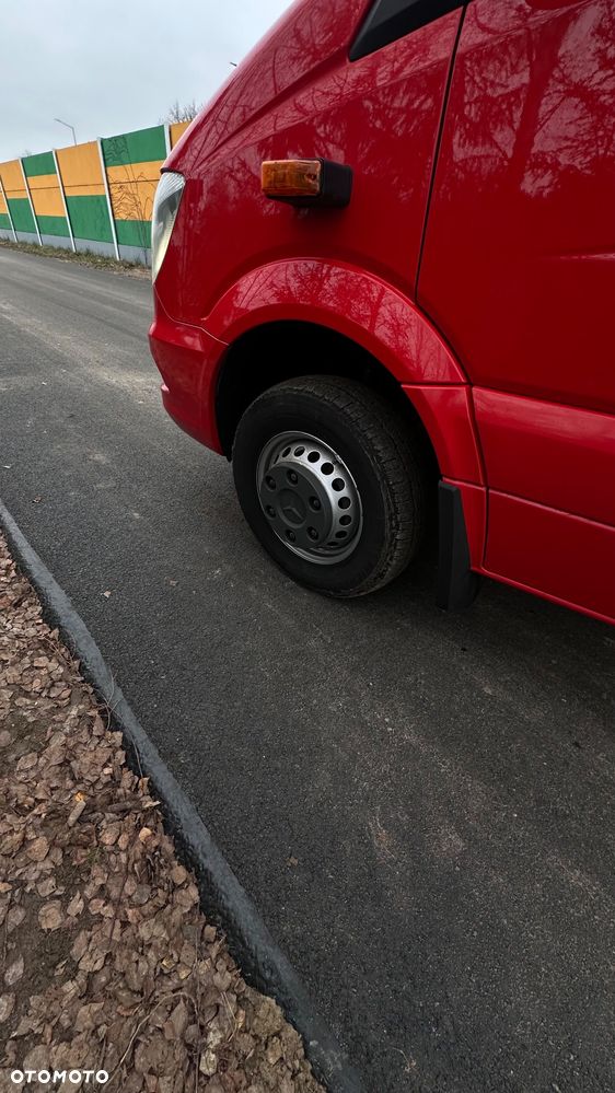 Mercedes-Benz Sprinter 519 - 8