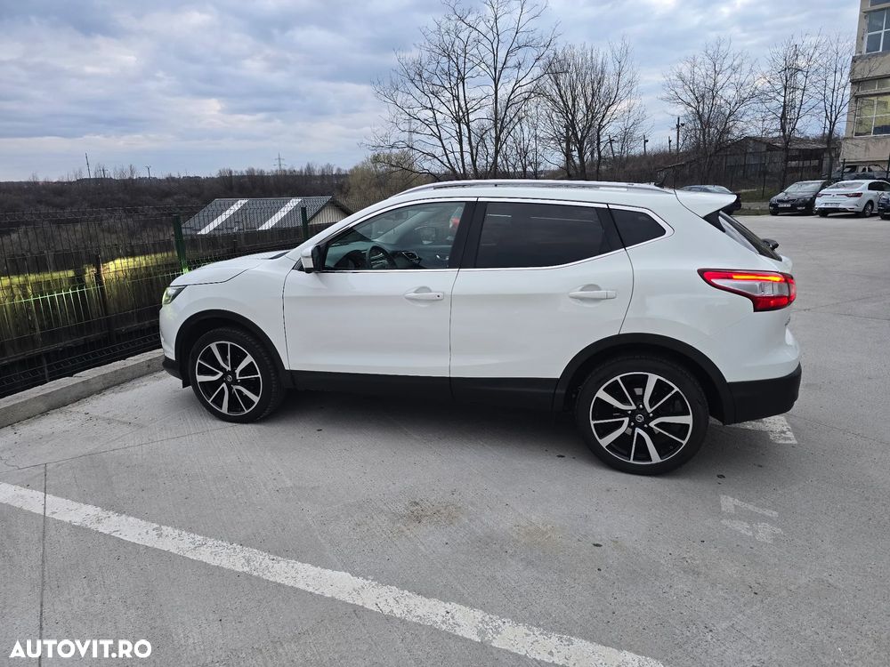 Nissan Qashqai 1.5 DCI TEKNA - 8