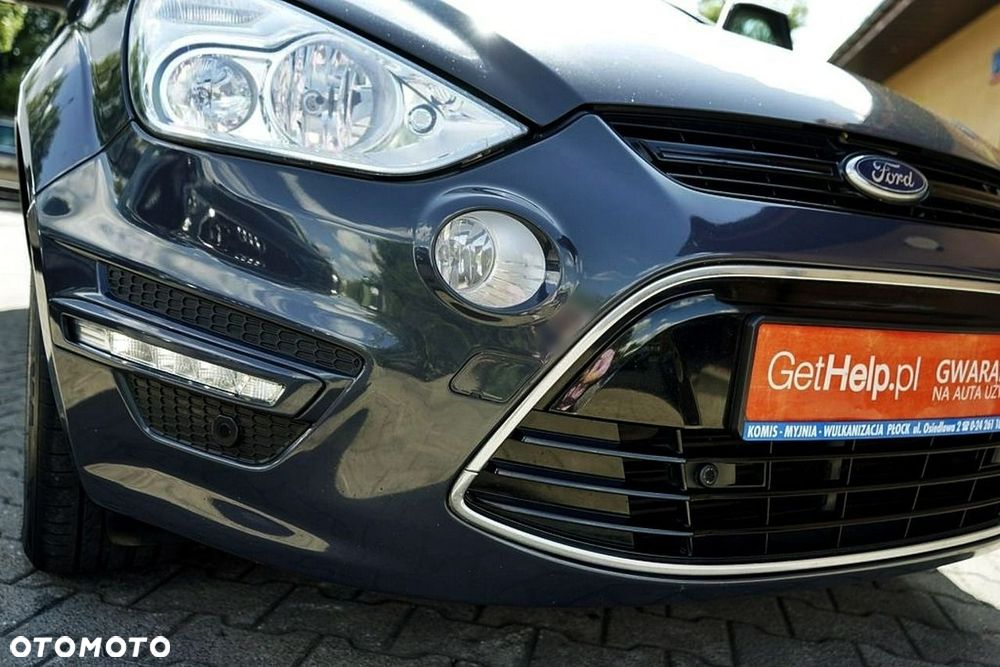 Ford S-Max - 13