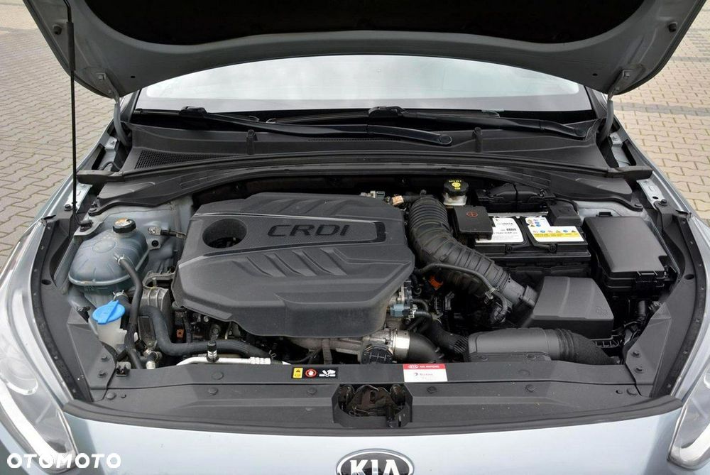 Kia Ceed - 34