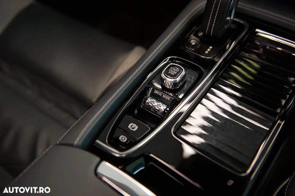 Volvo S60 T8 Recharge AWD Geartronic RDesign - 28