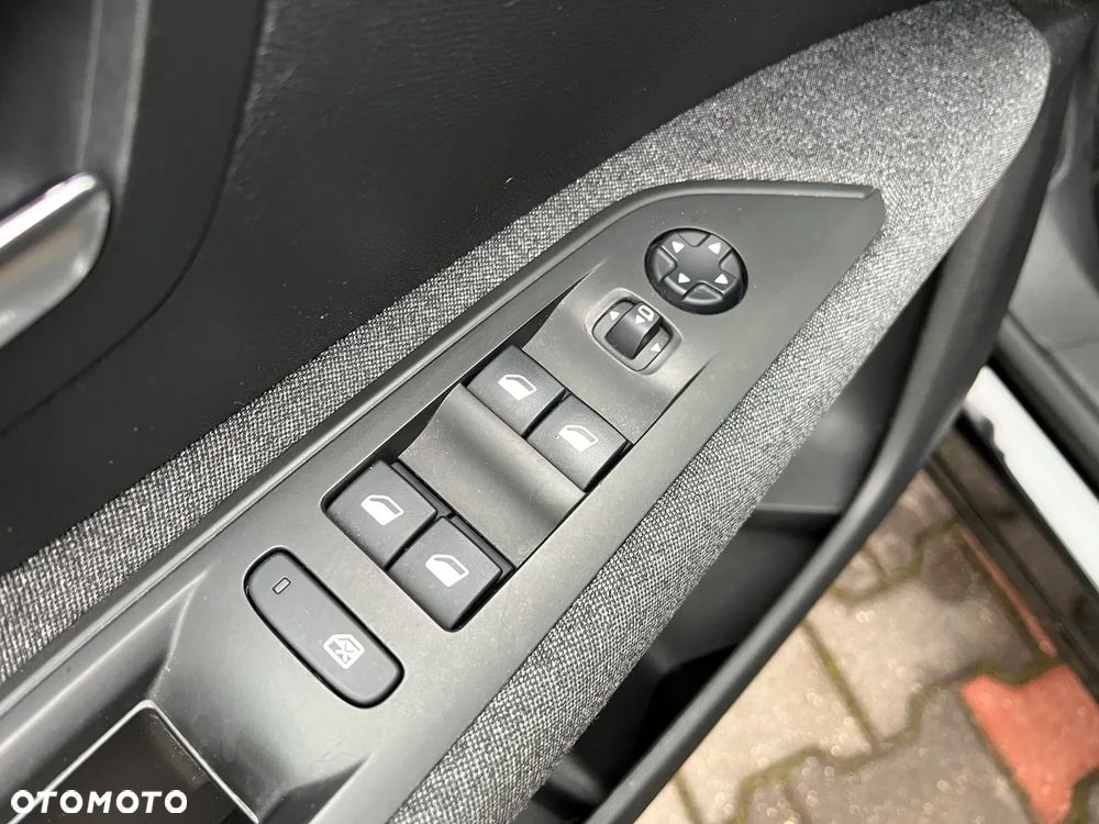 Peugeot 3008 - 8