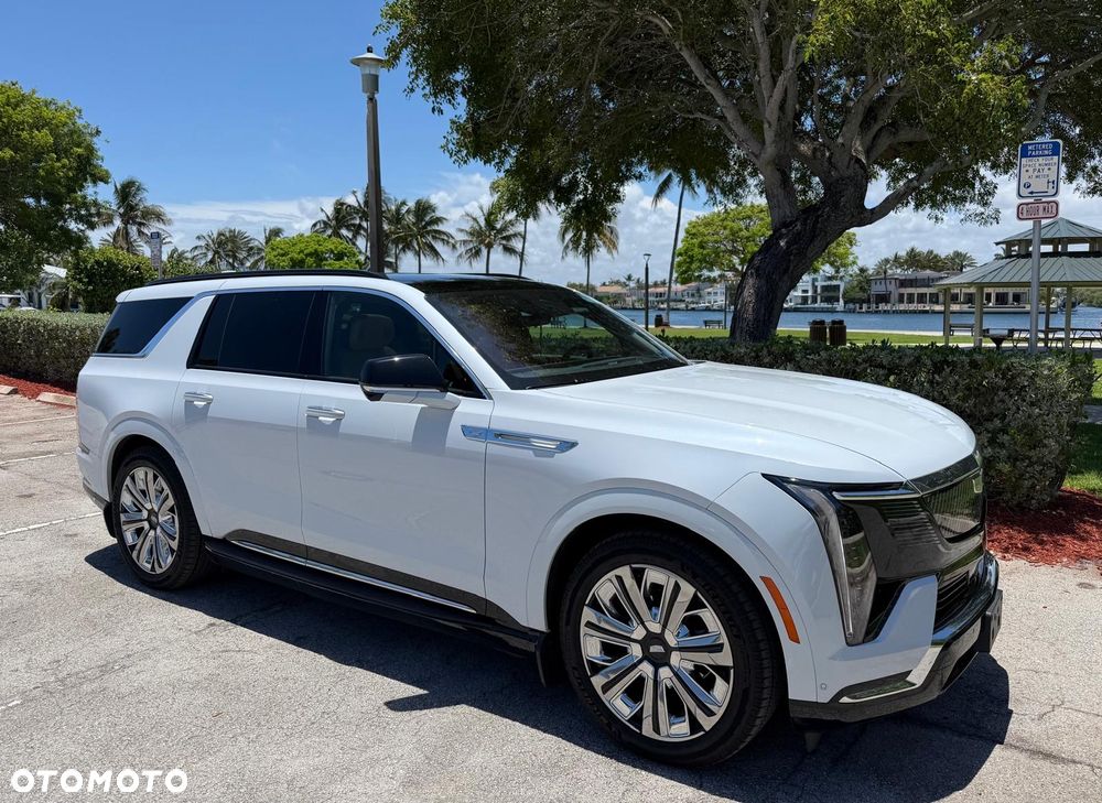 Cadillac Escalade - 27