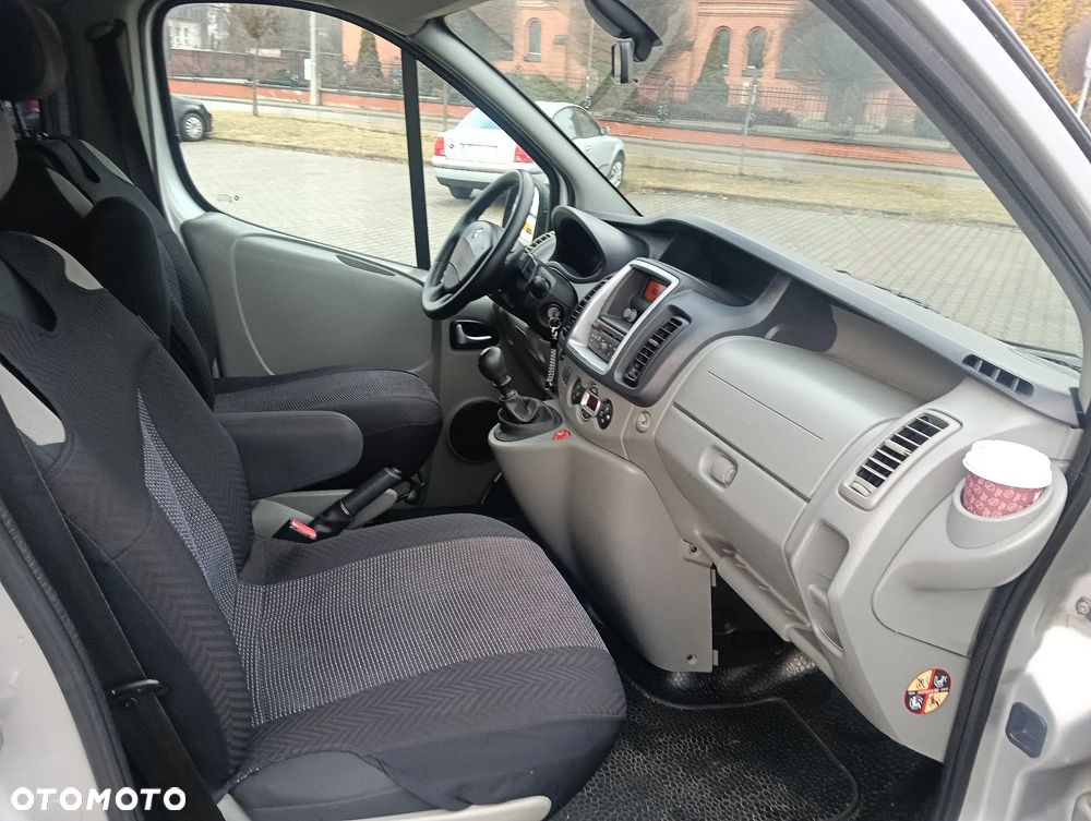 Renault Trafic Passenger Pack Clim - 21