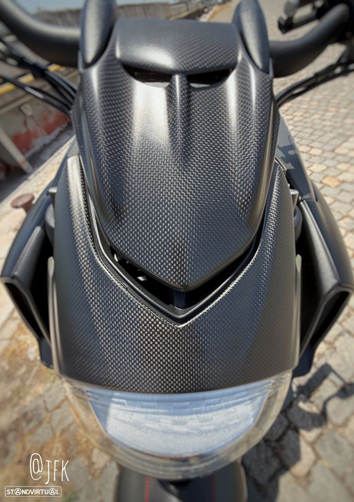 Ducati Diavel Carbon Edition Exclusive - 30