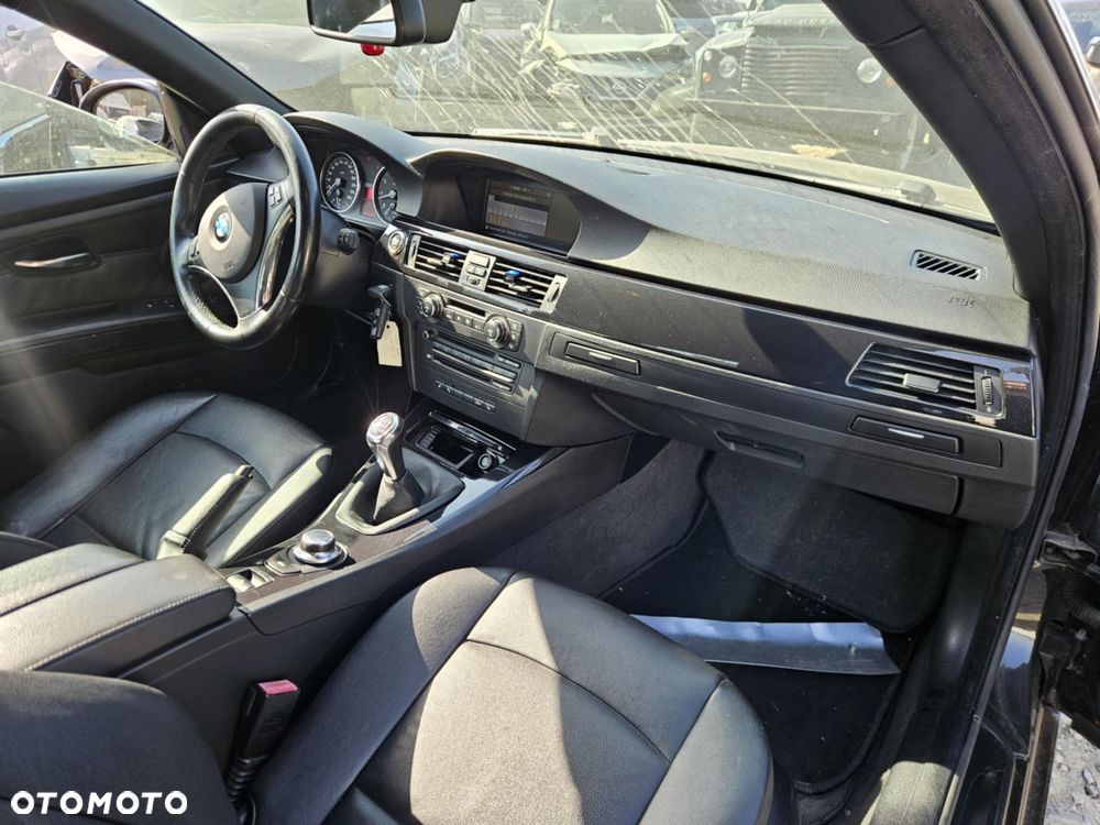 BMW Seria 3 320i Edition Exclusive - 4