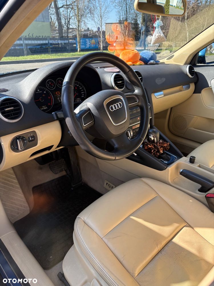 Audi A3 Sportback - 15