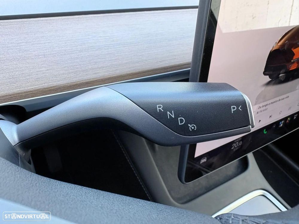 Tesla Model Y Long Range Tração Integral - 41