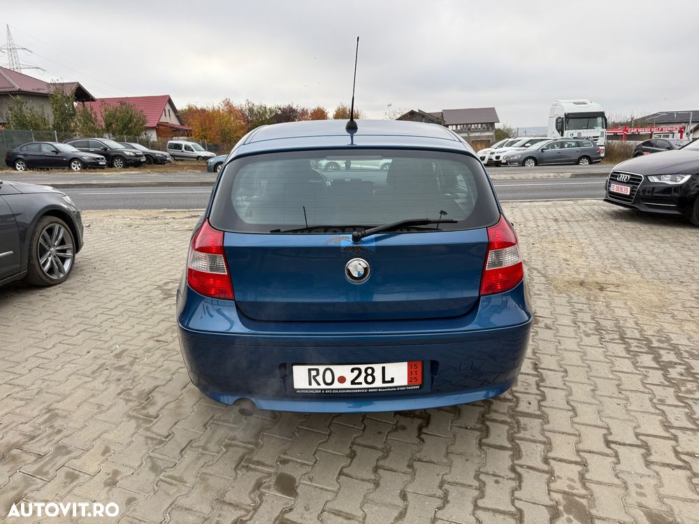 BMW Seria 1 116i - 11