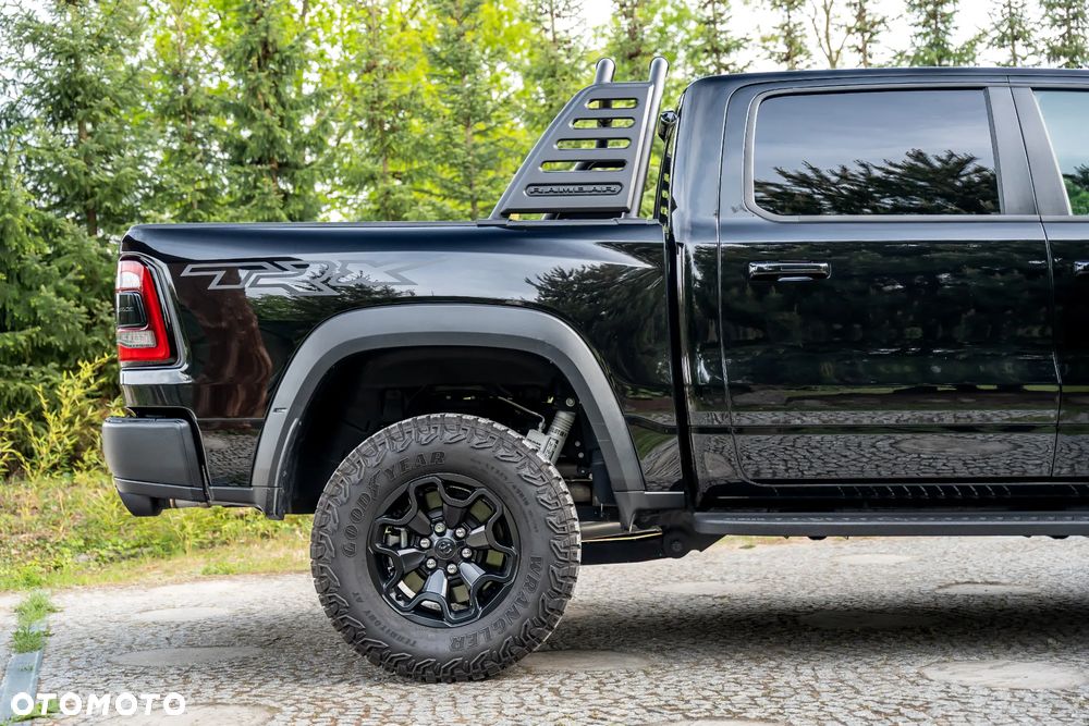 Dodge RAM TRX - 16