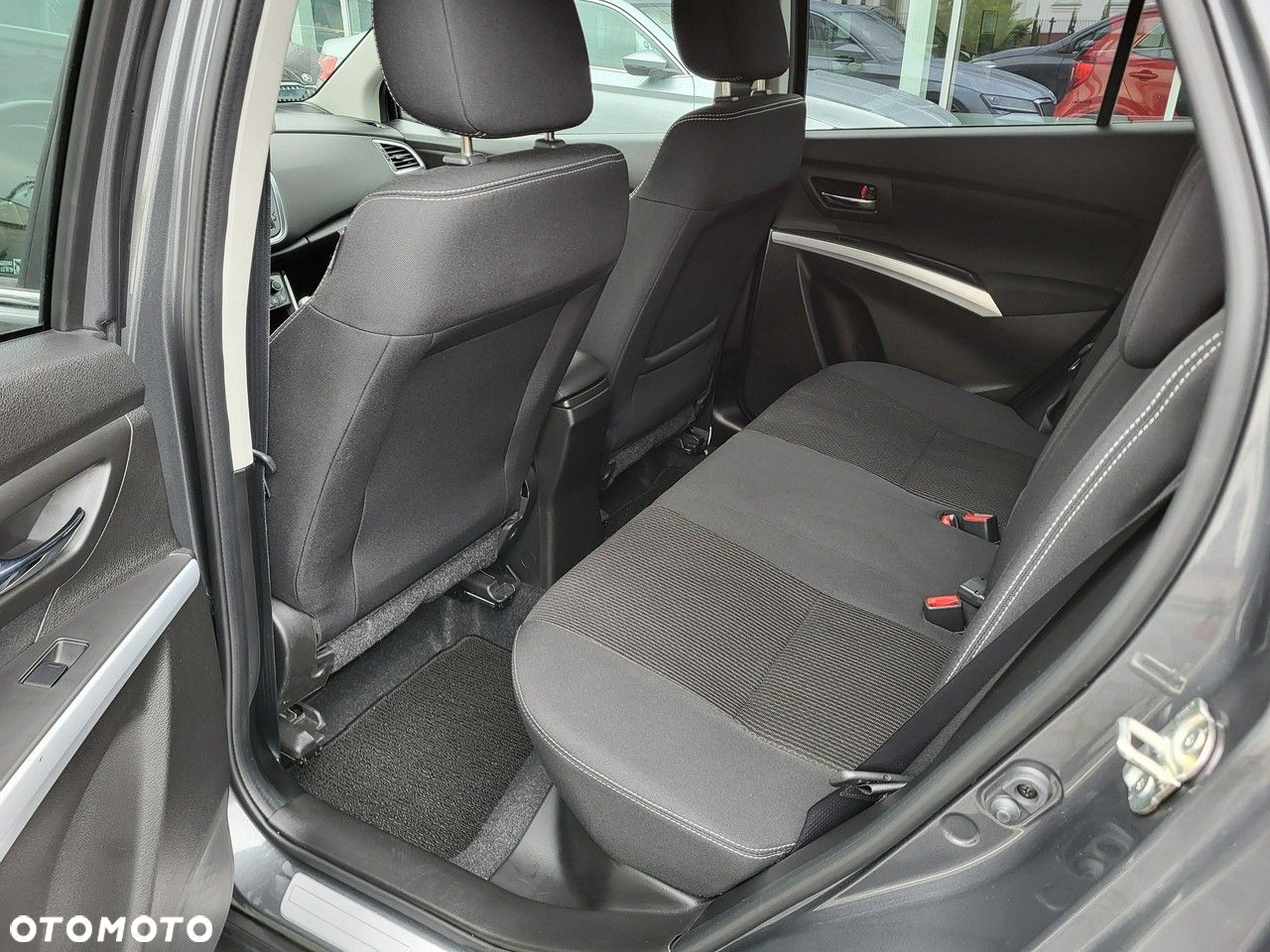Suzuki SX4 S-Cross - 13