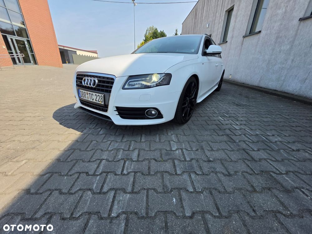 Audi A4 Avant 2.0 TFSI quattro S line Sportpaket - 4