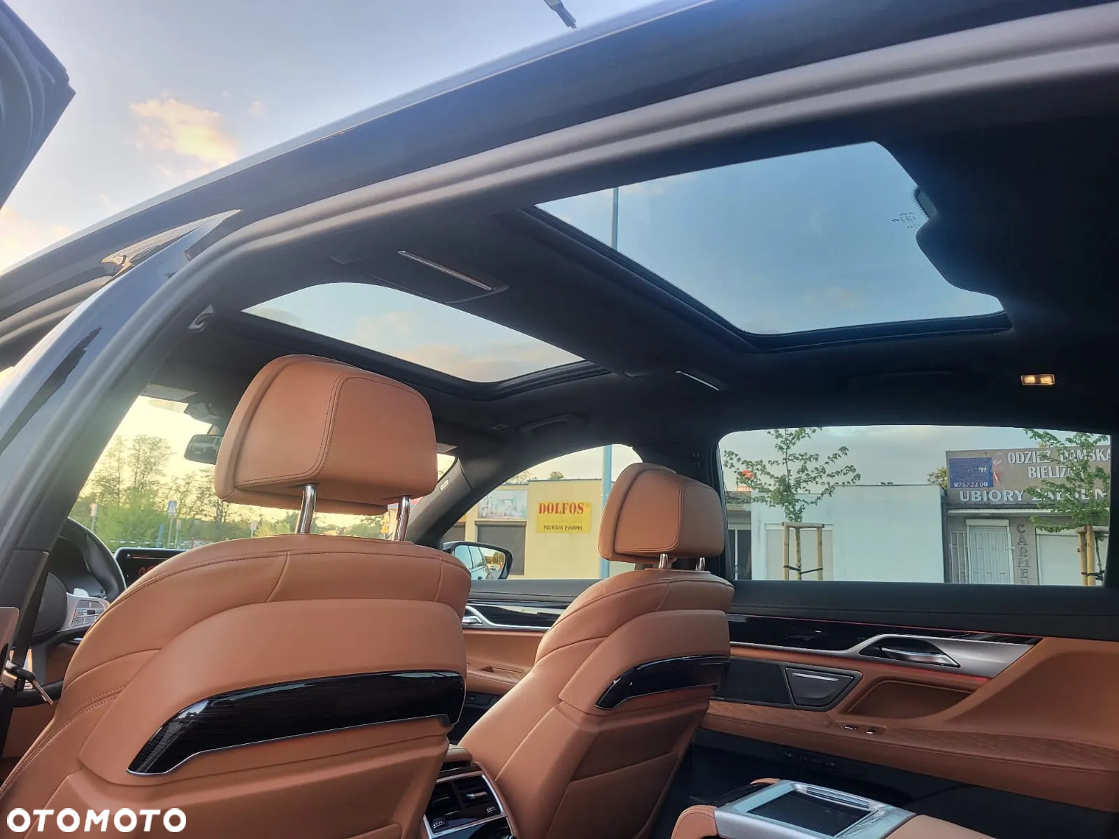 BMW Seria 7 750Li xDrive - 16