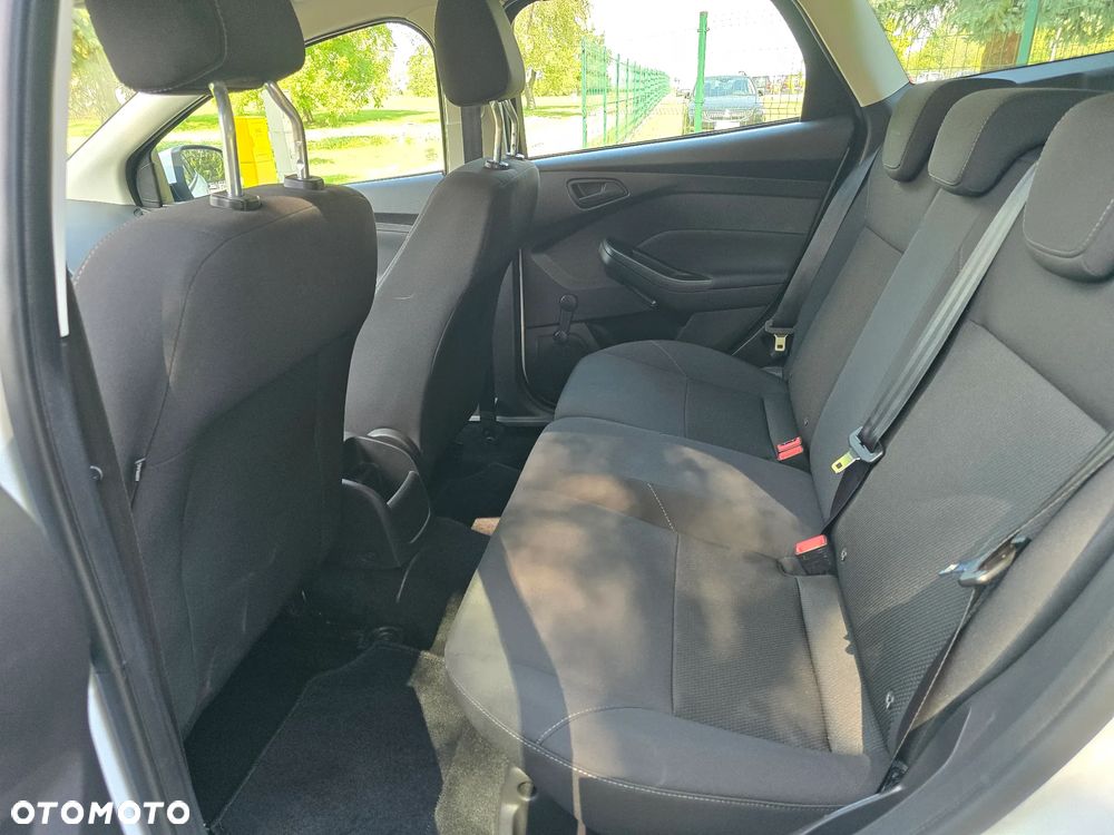 Ford Focus - 16