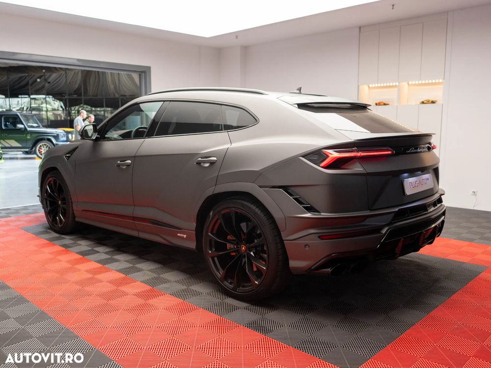 Lamborghini URUS - 5