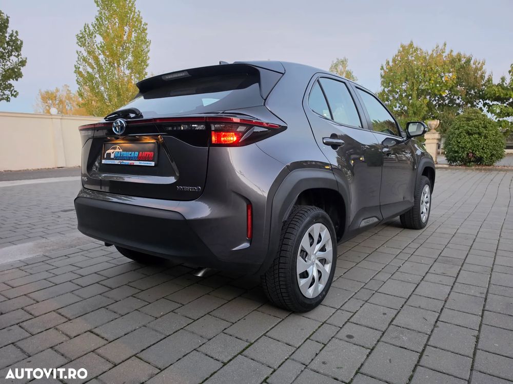 Toyota Yaris - 7