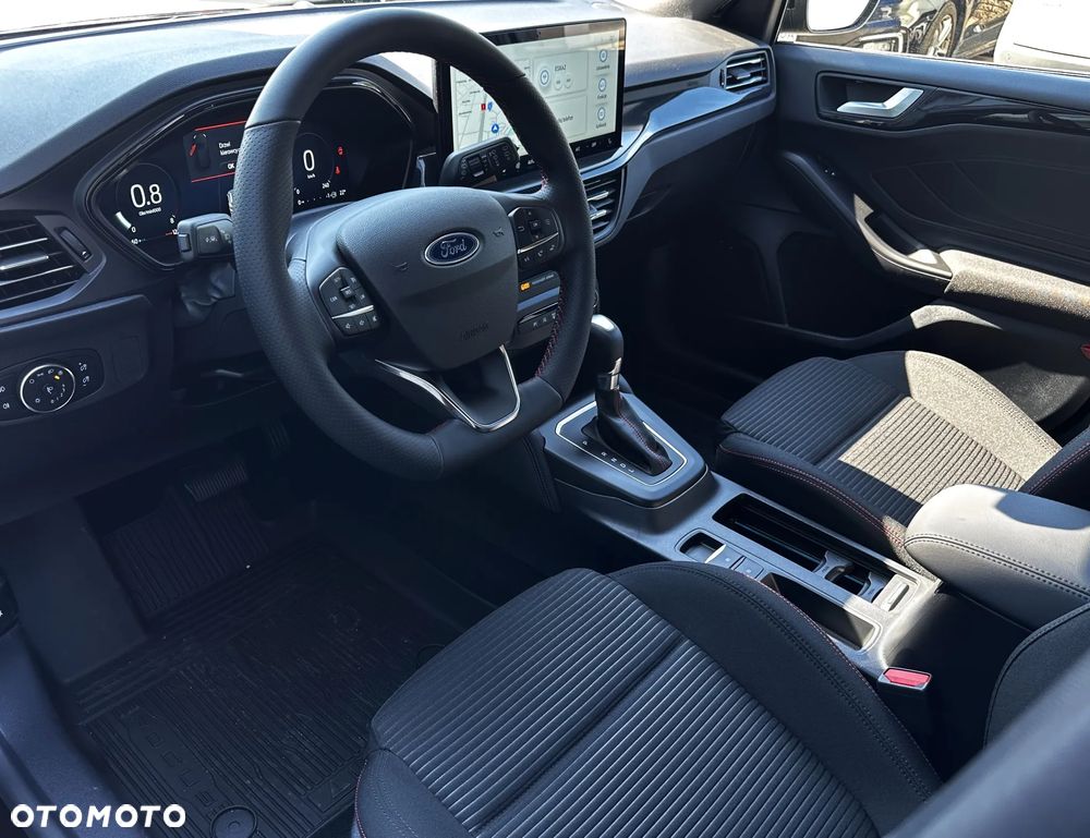 Ford Focus 1.0 EcoBoost mHEV ST-Line X - 6