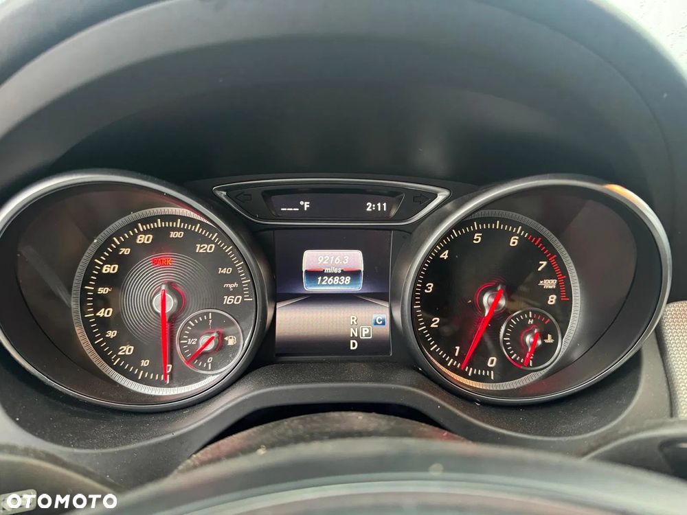 Mercedes-Benz CLA 250 7G-DCT - 15