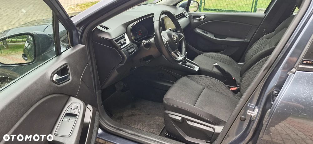 Renault Clio E-TECH 140 INTENS - 10
