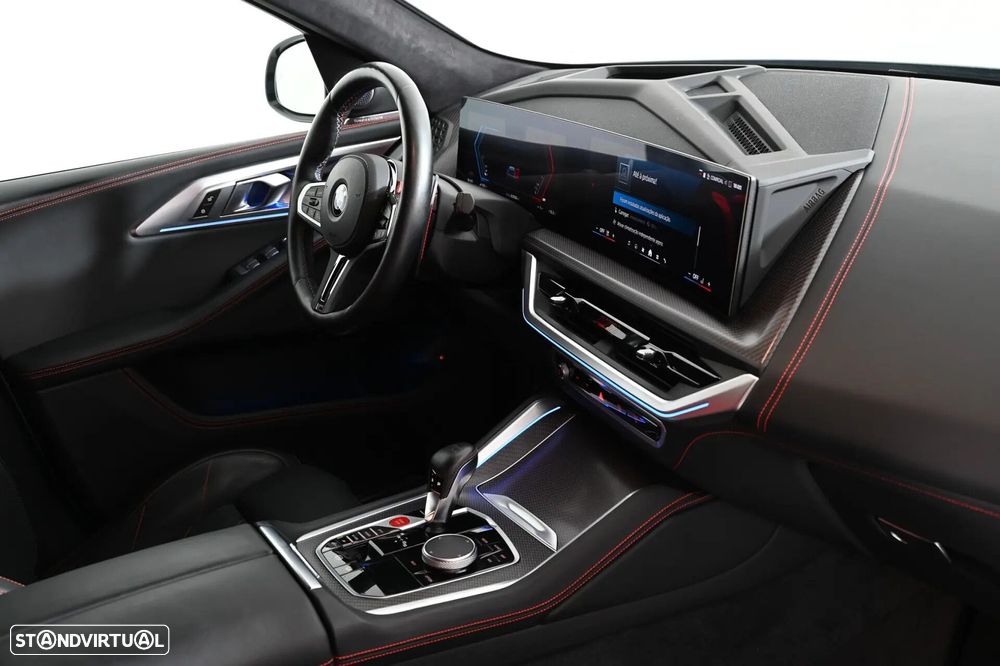 BMW XM Label Red - 30