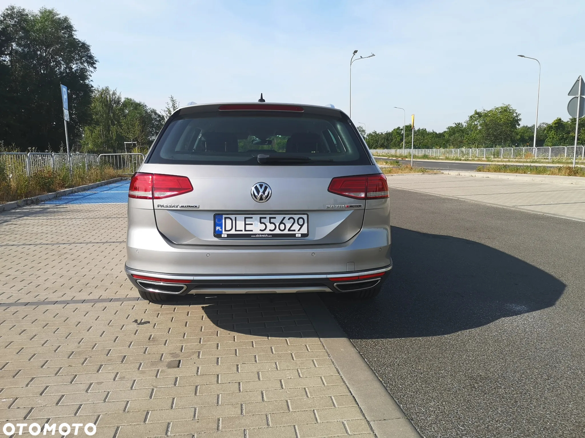 Volkswagen Passat - 10