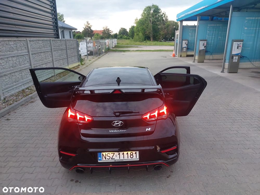 Hyundai Veloster - 28
