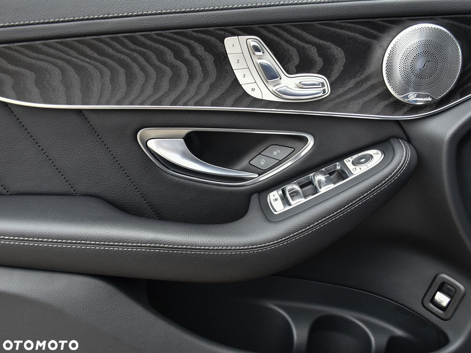Mercedes-Benz GLC - 17