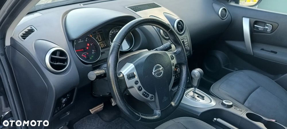 Nissan Qashqai 2.0 dCi 4x4 Tekna - 23