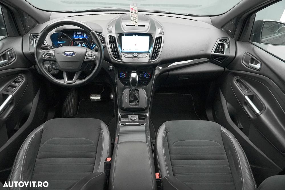 Ford Kuga 2.0 TDCi 4WD Powershift ST-Line - 8