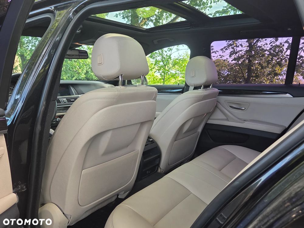 BMW Seria 5 520d Luxury Line - 22