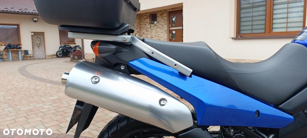 Suzuki V-STROM - 25