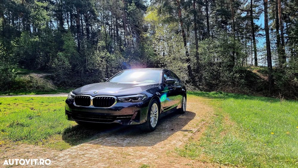 BMW Seria 5 530e Aut. Luxury Line - 2